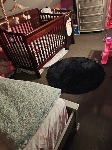 39 Lake St, Webster, MA 01570