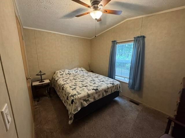 60 Tori Lane, Bennington, VT 05201