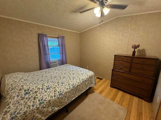60 Tori Lane, Bennington, VT 05201