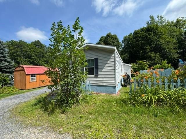 60 Tori Lane, Bennington, VT 05201