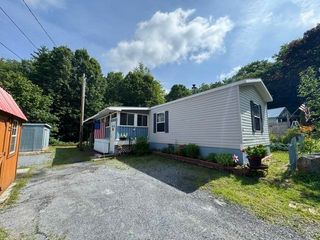 60 Tori Lane, Bennington, VT 05201