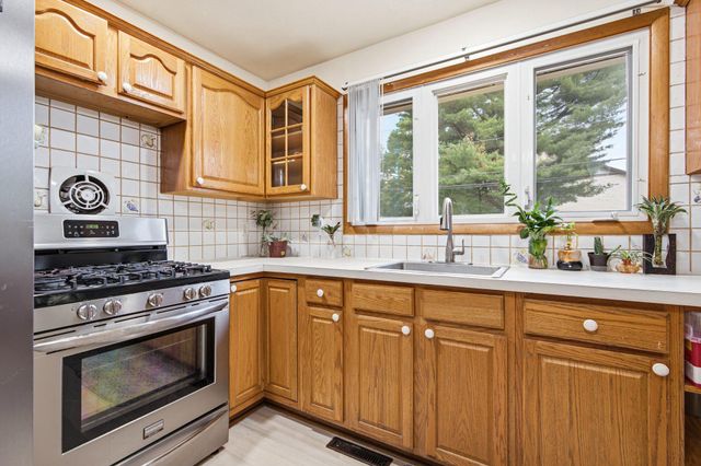 103 DICKINSON AVE, Hamilton, NJ 08629