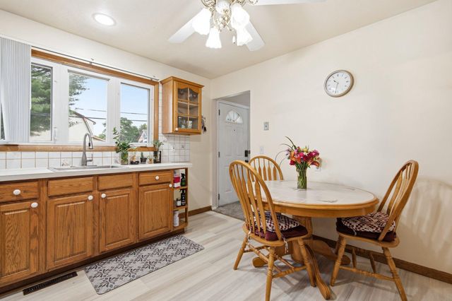 103 DICKINSON AVE, Hamilton, NJ 08629