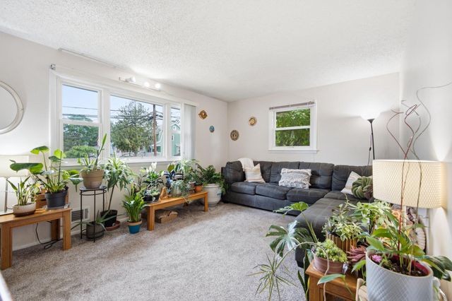 103 DICKINSON AVE, Hamilton, NJ 08629