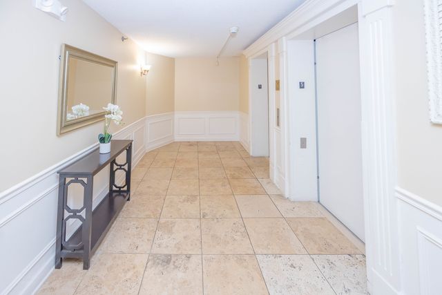 470 Fawell Boulevard 508, Glen Ellyn, IL 60137