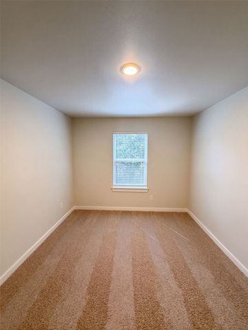 402 N Race Street, Tioga, TX 76271