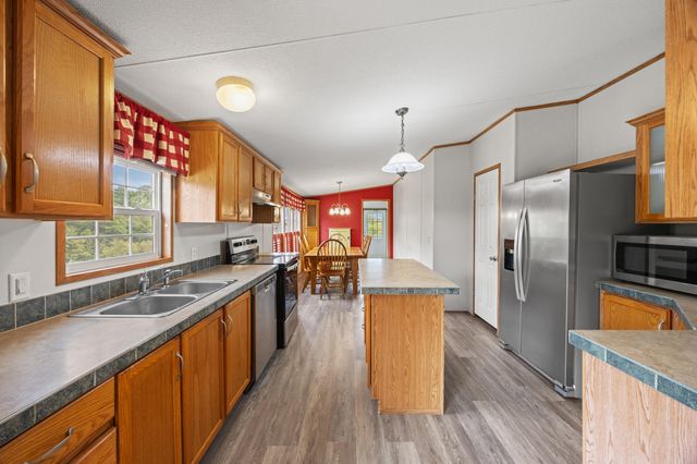 22 County Park Road, Frenchburg, KY 40322