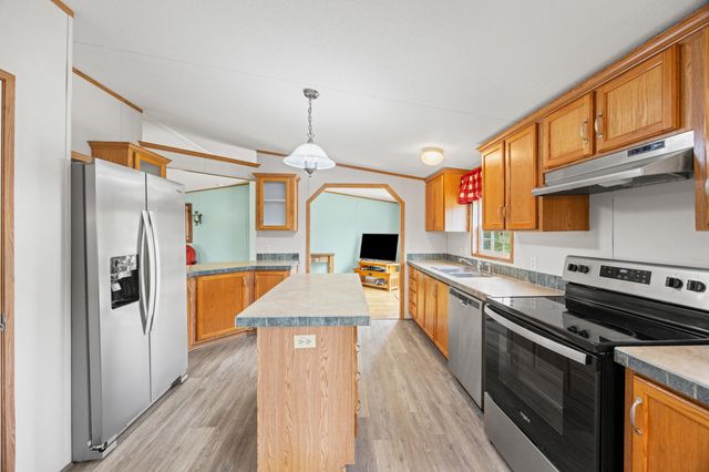 22 County Park Road, Frenchburg, KY 40322