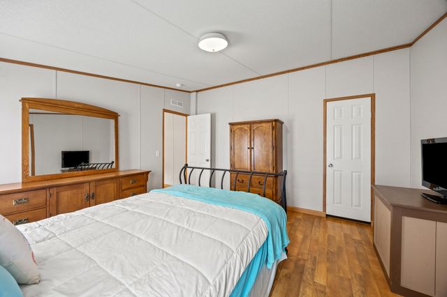 22 County Park Road, Frenchburg, KY 40322