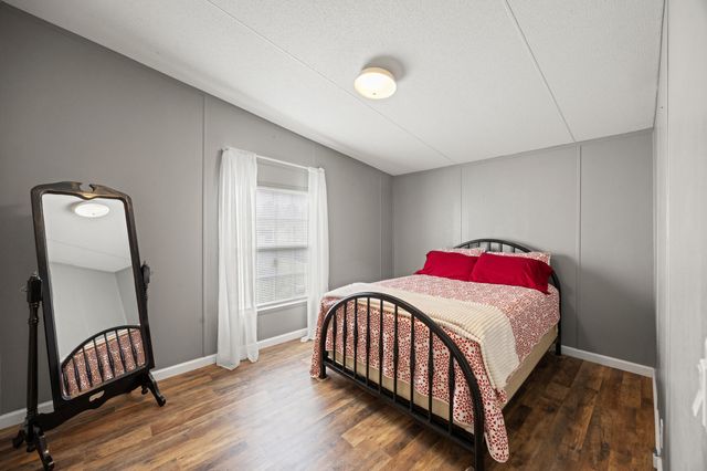 22 County Park Road, Frenchburg, KY 40322