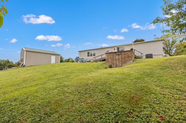 22 County Park Road, Frenchburg, KY 40322