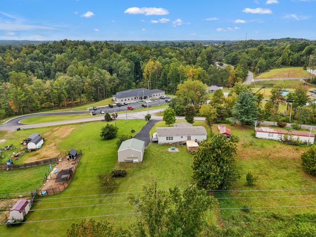 22 County Park Road, Frenchburg, KY 40322
