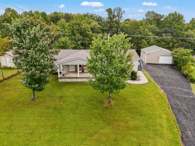 22 County Park Road, Frenchburg, KY 40322