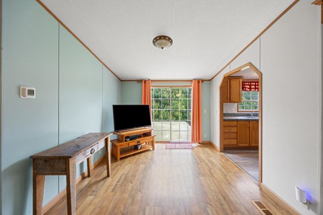 22 County Park Road, Frenchburg, KY 40322