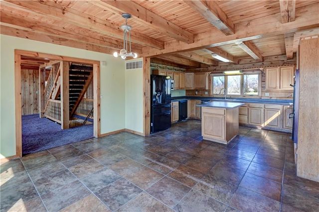 17301 E Kentucky Road, Independence, MO 64058