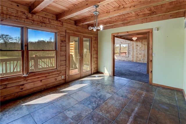 17301 E Kentucky Road, Independence, MO 64058