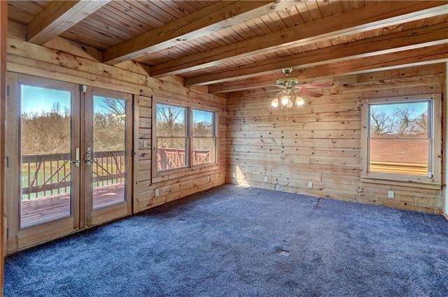 17301 E Kentucky Road, Independence, MO 64058