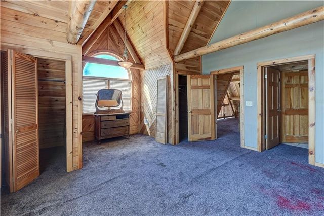 17301 E Kentucky Road, Independence, MO 64058