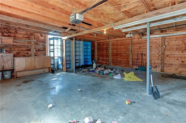 17301 E Kentucky Road, Independence, MO 64058