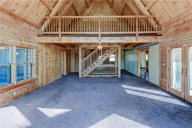 17301 E Kentucky Road, Independence, MO 64058