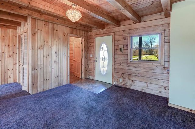 17301 E Kentucky Road, Independence, MO 64058