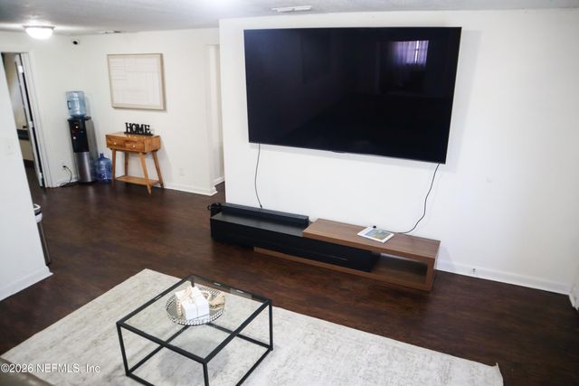 386 WOODSIDE Drive, Orange Park, FL 32073