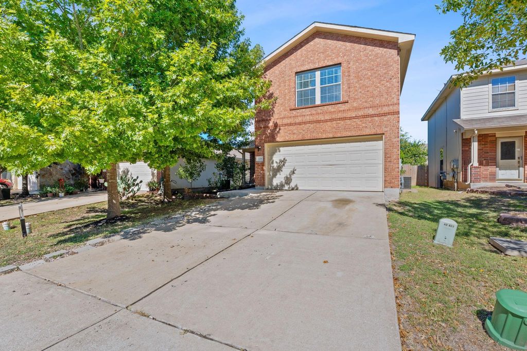 229 Black Forest, Buda, TX 78610