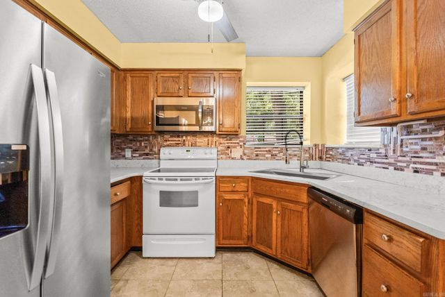 10 Pinto Point, Little Rock, AR 72211