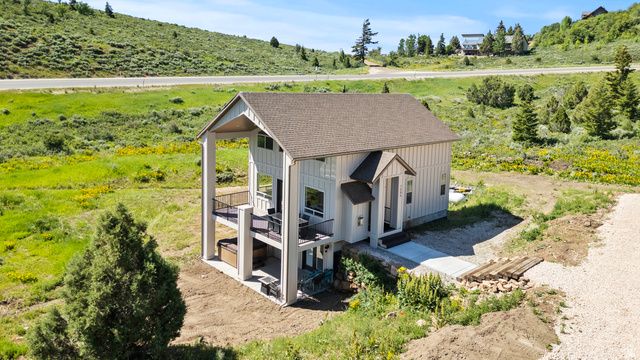 1205 S LAKEVIEW, Garden City, UT 84028