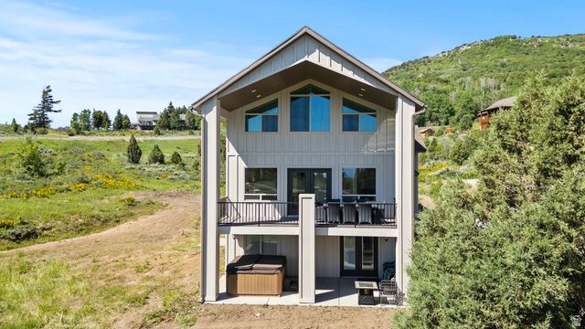 1205 S LAKEVIEW, Garden City, UT 84028