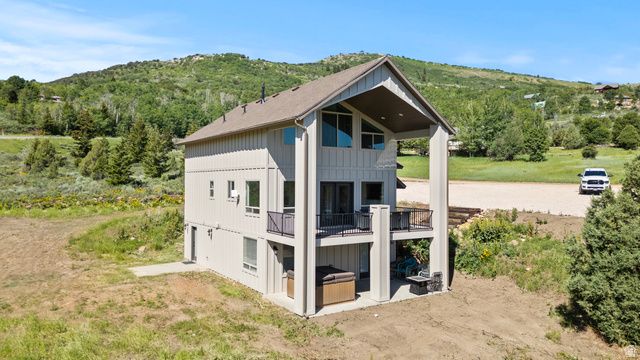 1205 S LAKEVIEW, Garden City, UT 84028