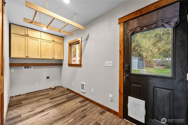 547 Silverbrook Road, Randle, WA 98377