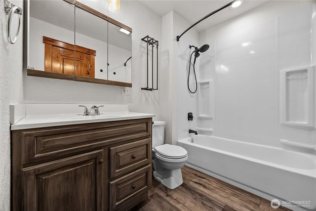 547 Silverbrook Road, Randle, WA 98377