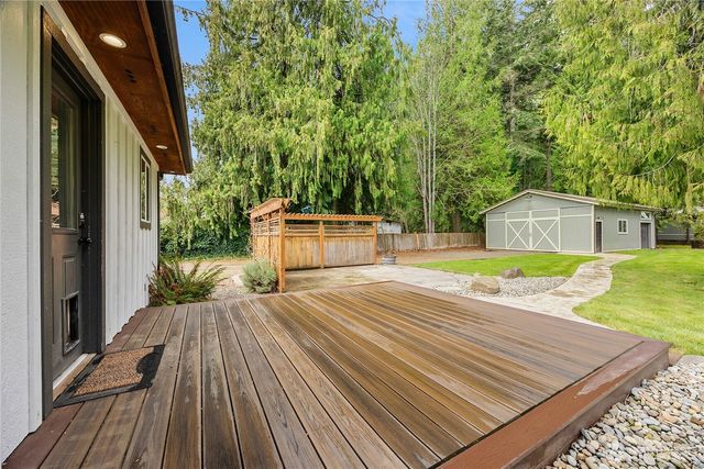 547 Silverbrook Road, Randle, WA 98377