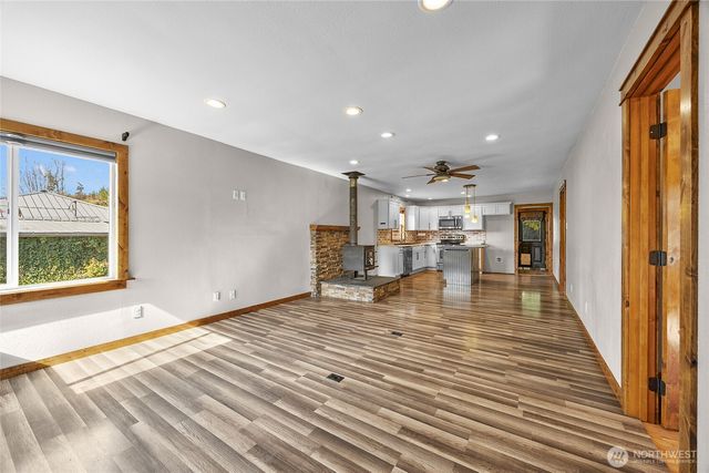 547 Silverbrook Road, Randle, WA 98377