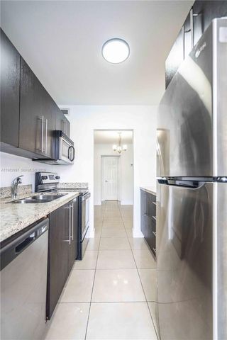 1940 Biarritz Dr 9, Miami Beach, FL 33141