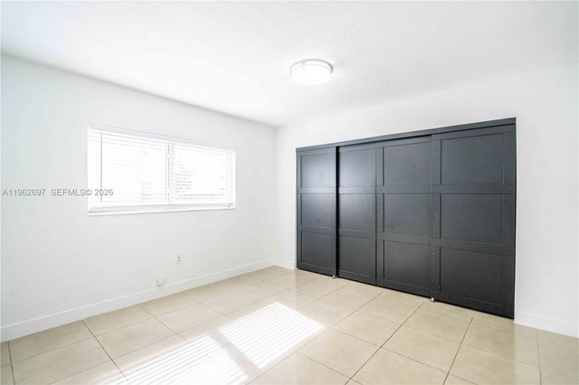 1940 Biarritz Dr 9, Miami Beach, FL 33141