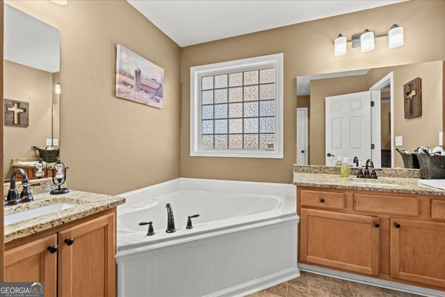 101 Burchfield Run, Carrollton, GA 30116