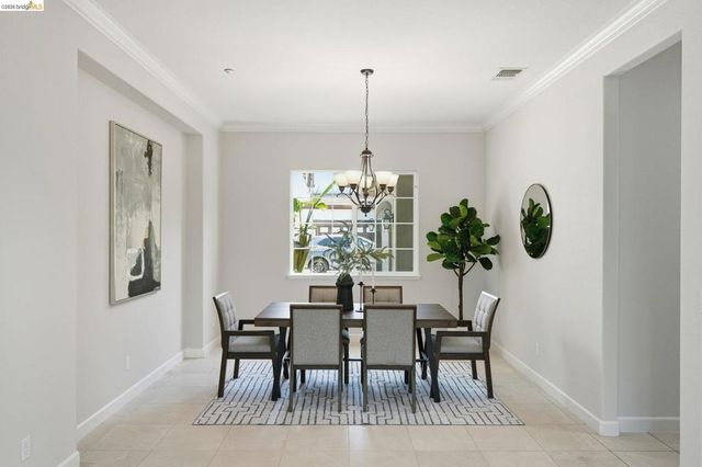 588 Big Basin Dr, Brentwood, CA 94513