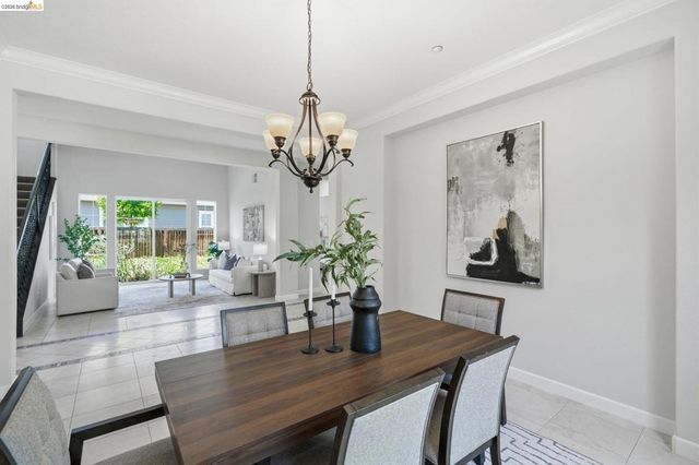 588 Big Basin Dr, Brentwood, CA 94513