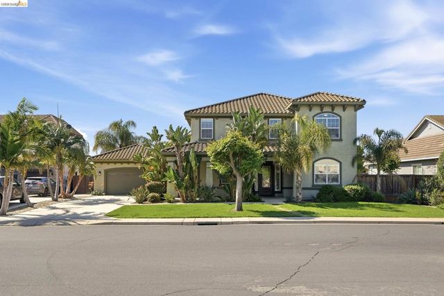 588 Big Basin Dr, Brentwood, CA 94513