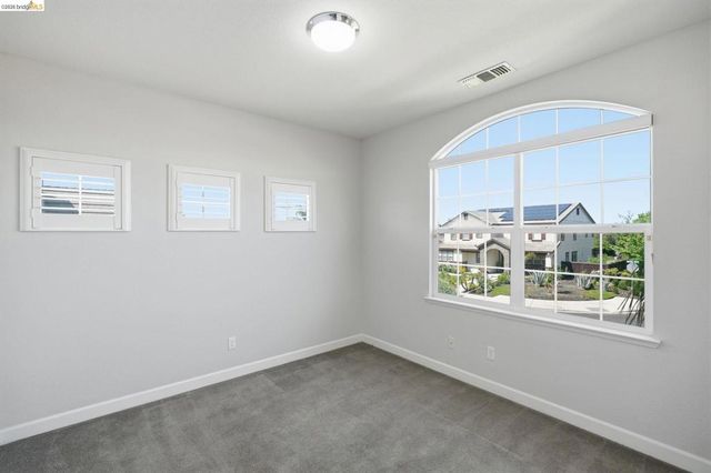 588 Big Basin Dr, Brentwood, CA 94513