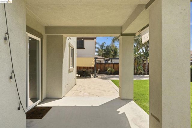 588 Big Basin Dr, Brentwood, CA 94513