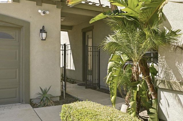 588 Big Basin Dr, Brentwood, CA 94513