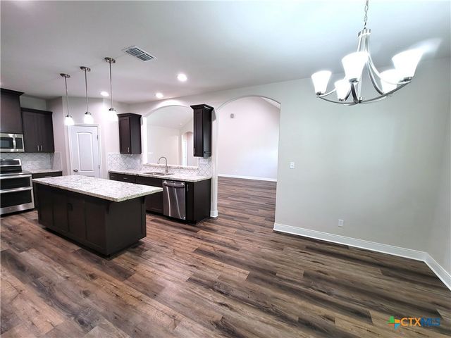 267 Oak View Drive, Inez, TX 77968