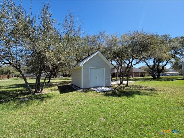267 Oak View Drive, Inez, TX 77968