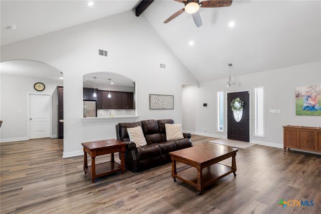 267 Oak View Drive, Inez, TX 77968