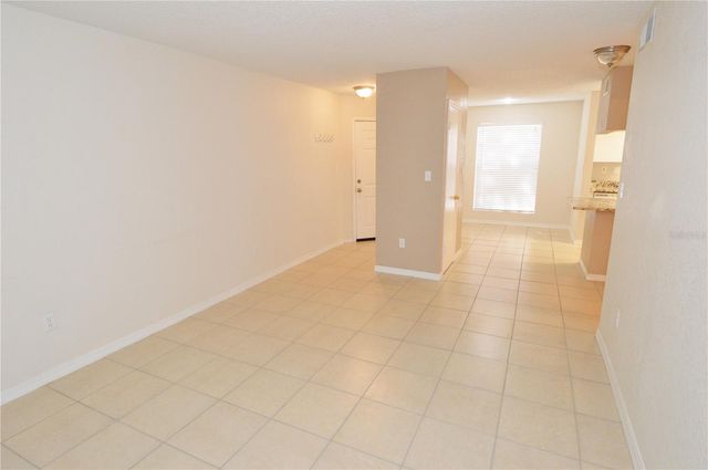 8627 FANCY FINCH DRIVE 102, Tampa, FL 33614