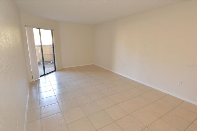 8627 FANCY FINCH DRIVE 102, Tampa, FL 33614