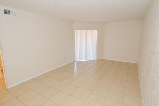 8627 FANCY FINCH DRIVE 102, Tampa, FL 33614